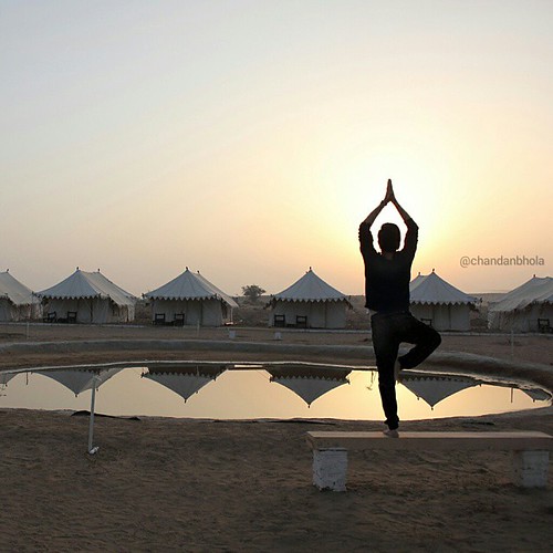 travel camp india holiday reflection silhouette yoga sunrise jaisalmer rajasthan waterreflection desertcamp canoneos60d vrikshasana campekhas chandanbhola chandanbholaphotography attraphotography