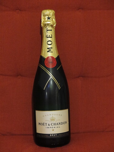 Champagner (Moët Impérial) zum Neuen Jahr