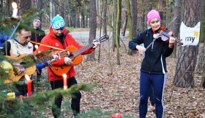 Vánoční rekord v Krčském lese. 215 dárečků