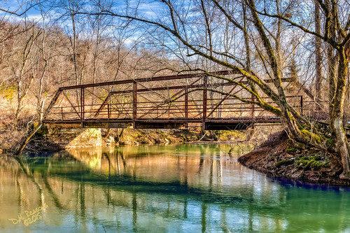 bridge abandoned cool afternoon unitedstates alabama sunny somerville daytime february decaying creekbed derlict ironwooddeck cotacocreek