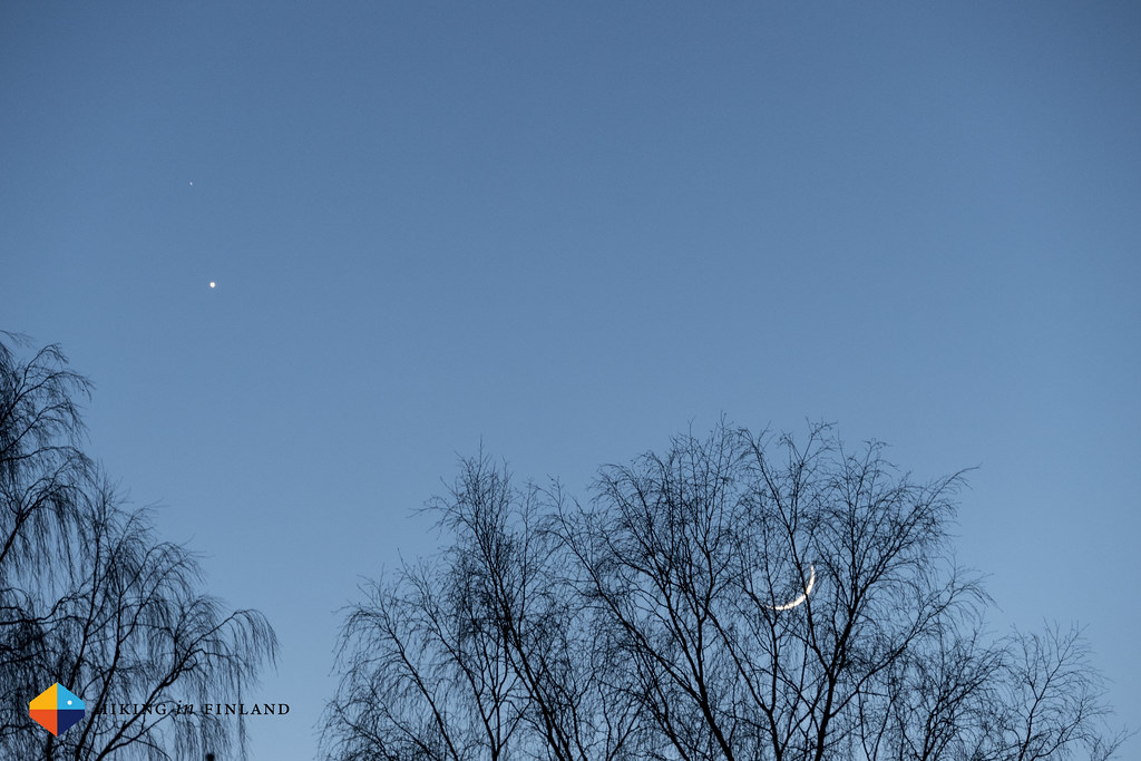 (Hidden) Moon, Venus and Mars
