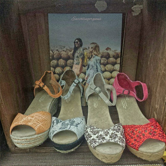 #TravelwithTomsPh TOMS Spring/Summer 2015 Collection