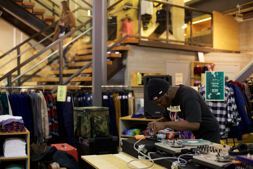 INFNTLP at Urban Outfitters | March 5, 2015