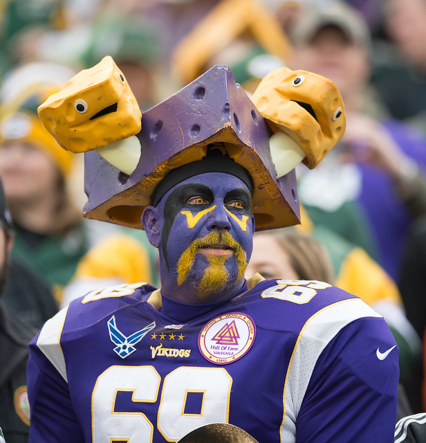 NFL Vikings v Packers 042