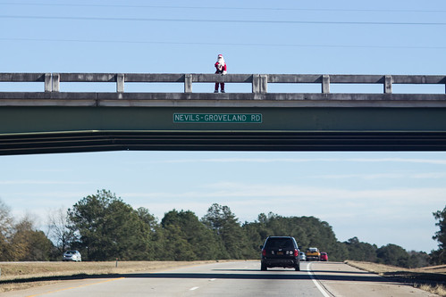 santa christmas highway overpass
