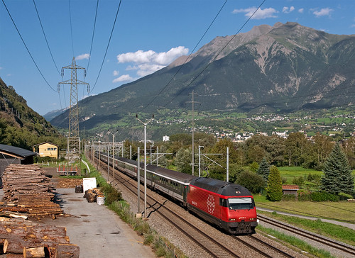 railroad alps switzerland railway trains svizzera bahn alpi mau valais ferrovia treni re460 vallese nikond90 ir1432