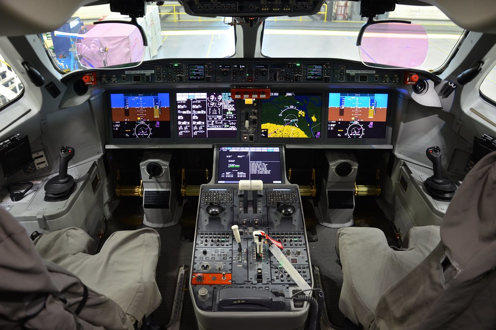 Bombardier CSeries CS100 C-GWXZ FTV5