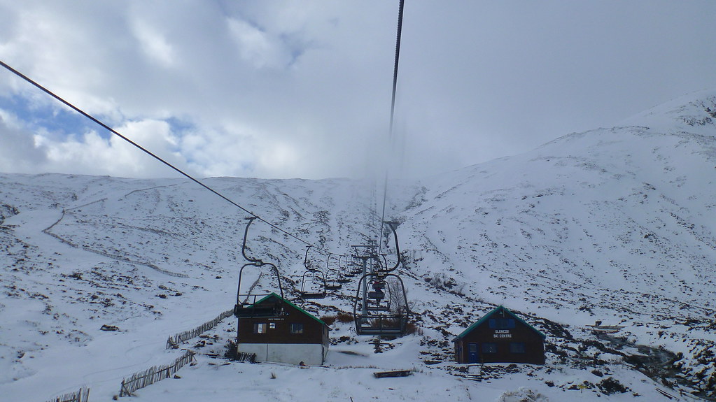 glencoe, southern highlands, glencoe ski resort, skiing, downhill skiing