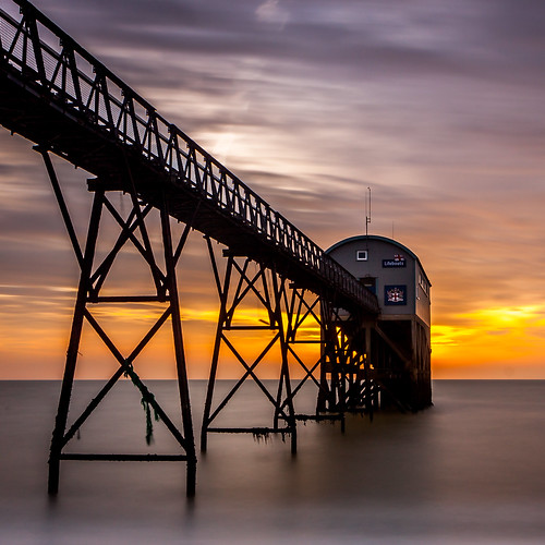 longexposure sea sunrise canon sussex lifeboat canoneos50d leefilters selseylifeboatstation bigstopper canonefs10mm22mmf3545usm