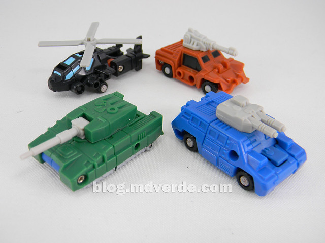 Transformers Micromaster Military Patrol (Bombshock, Tracer, Dropshot, Growl) - Transformers G1 Micromasters - modo alterno