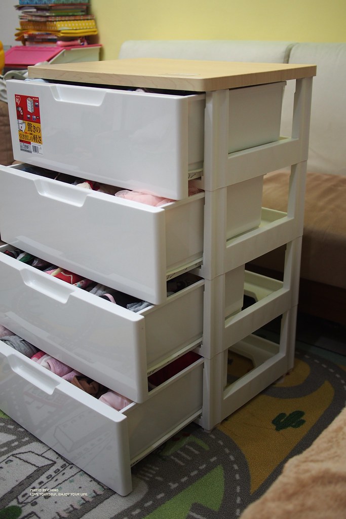 P3060383█【收納】小童衣物收納術。日本IRIS四層抽屜收納櫃