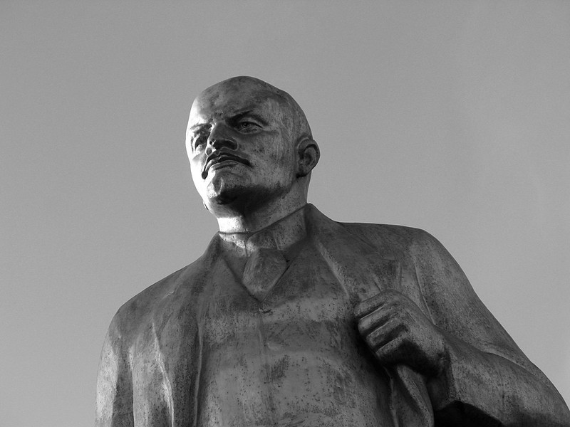 Lenin at a chemical plant