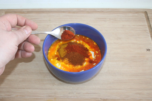 19 - Kurkuma, Chili & Paprika addieren / Add curcuma, chili powder & paprika