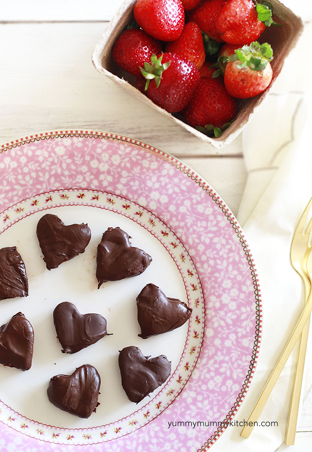 chocolate strawberry hearts
