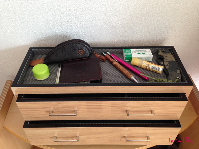 Review Wolf Designs Meridian Two Drawer Valet, Charging Station & Pen Box @Wolf1834 @Massdrop (15)