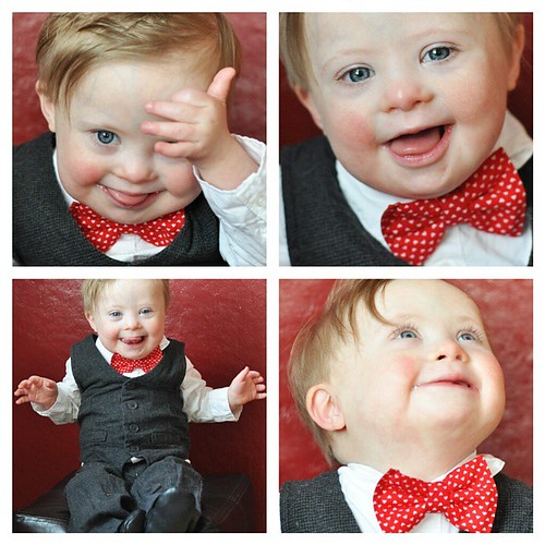 He killed it with the cuteness today! So many cute shots for a Valentine's Day card and his 17 month blog post. The Valentine's Day bow tie from @lollyludesigns was perfect!