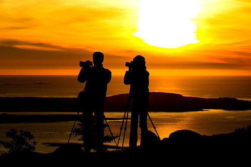 sea usa sun mountain male silhouette female sunrise canon asian eos tripod maine 7d atlanticocean acadianationalpark 100400mmf4556lisusm eos7d canoneos7d