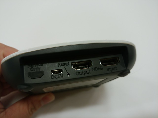 HDMIは入力と出力の両方に対応