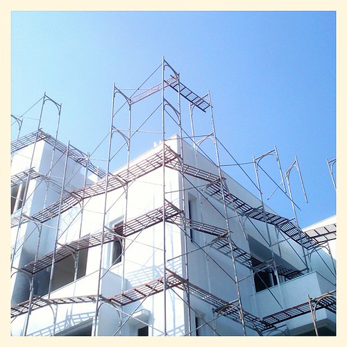White on Blue. Neighborhood construction. #nantou #taiwan
