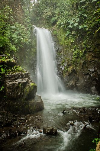 costarica waterfalls