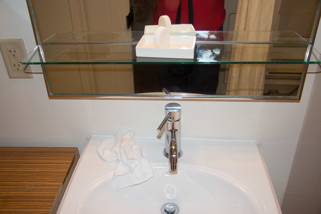Dust rings in bathroom at Casa Marina | Hotel Review