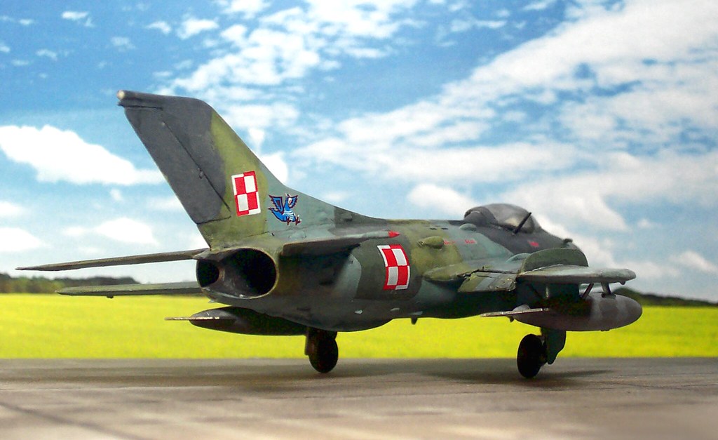 Hi-Decal 1//72 Mikoyan MiG-19 Farmer Decal