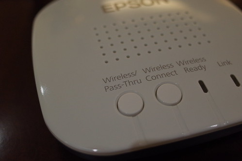 EPSON wireless mirroring adaptor 02