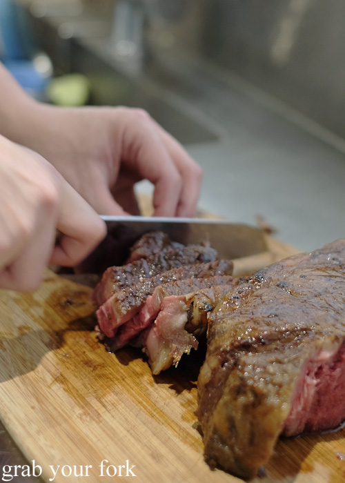 Slicing the T-bone steak
