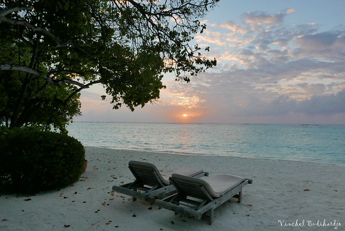 travel holiday club panasonic maldives med kani dmclx100