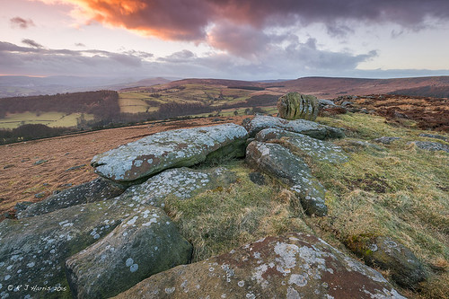 uk sunset clouds canon nationalpark rocks sundown derbyshire peakdistrict hathersage leefilters carheadrocks knucklestone canon1dx