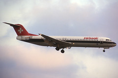 Swissair Fokker 100 HB-IVD BCN 26/03/1995