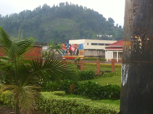 africa streetart love mural aids murals rwanda artists stigma socialchange kinyarwanda rukundo musanze africancontemporaryart kuremakurebakwiga minispoc