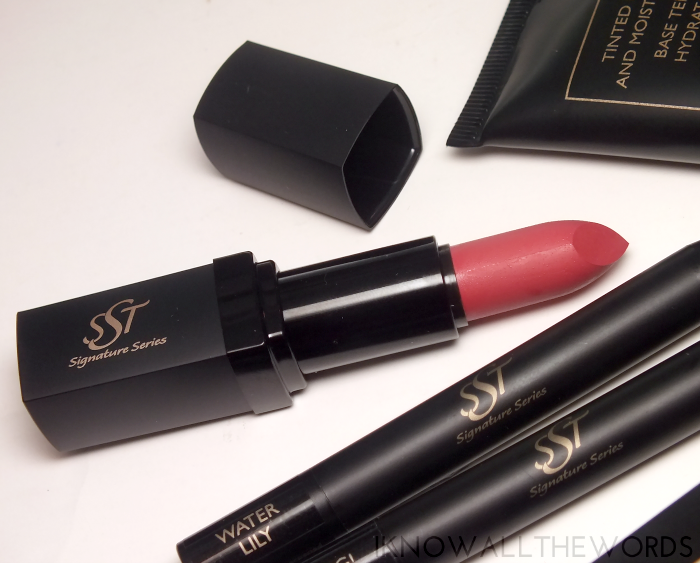 SST-cosmetics-signature-series-hydrating-lipstick-#xoxo (1)