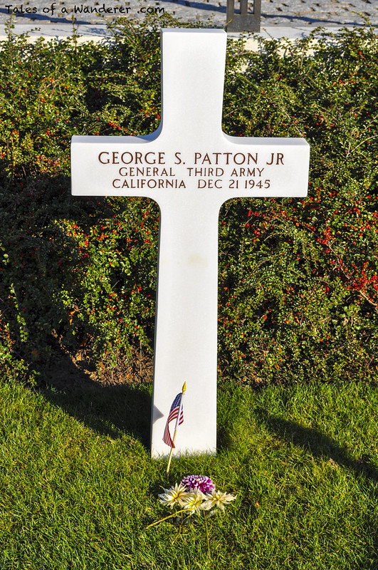 LUXEMBOURG - HAMM - Luxembourg American Cemetery and Memorial - General George S. Patton's grave