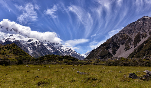 newzealand mountains clouds nikon df hiking canterbury nz southisland southernalps tramping mountcook hookervalley hookervalleytrack