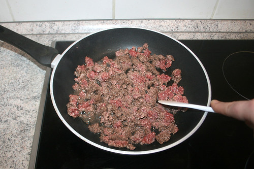 17 - Hackfleisch krümelig anbraten / Fry ground meat
