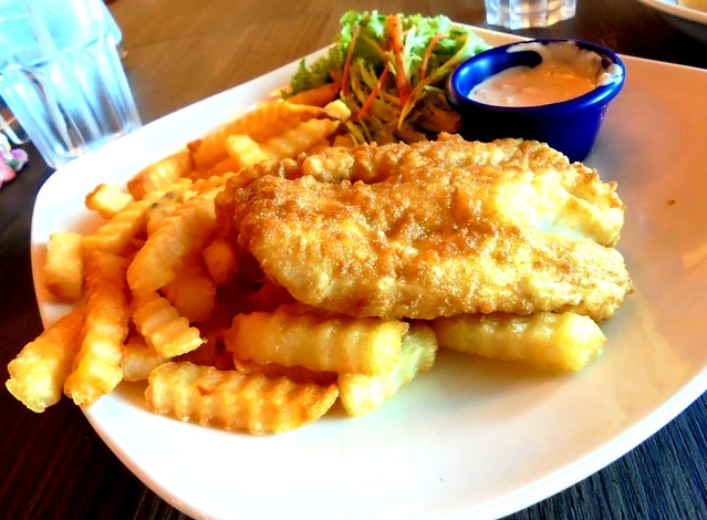 Tom's Too fish & chips 1