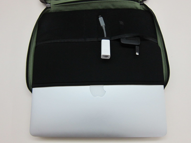 Magnat Carrier Bag - With MacBook Pro Retina 13 Inch