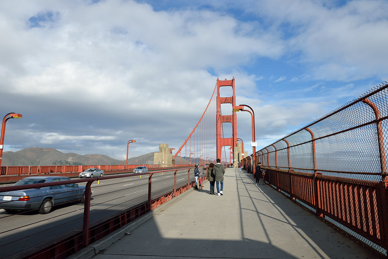 【金門大橋 Golden Gate Bridge】橋上的風還蠻大的