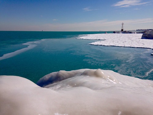 winter chicago ice frozen sunny lakeshore lakefront fosterbeach