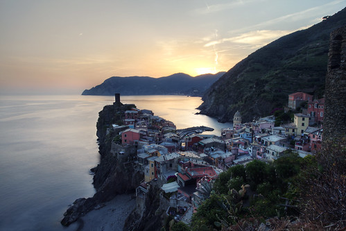city travel houses sunset italy water landscape golden europe village cinqueterre vernazza