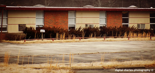 kentucky ky abandonedschool magoffincounty salyersville closedschool millardhensleyschool