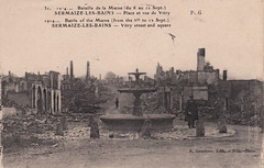 31. 1914... Bataille de la Marne (du 6 au 12 Sept.). Sermaize-les-Bains - Place et rue de Vitry (1914)