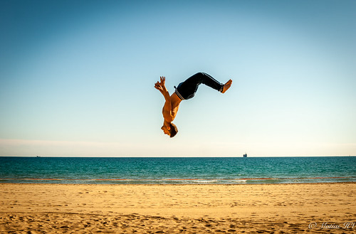 sea sun beach sport jump spain extreme alicante deporte slackline