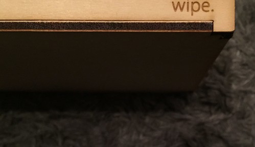 wipe. アカチャンホンポのおしりふきケース 木製