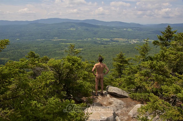 naturist 0011 Appalachian trail, Vermont, USA