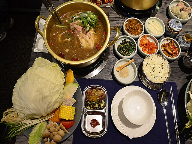 新沙洞韓國涮涮鍋