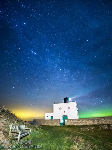 Stag Rocks Lighthouse Aurora & Milkyway
