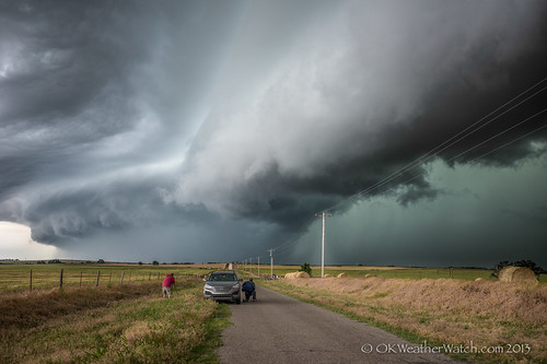 storm chasers gustfront