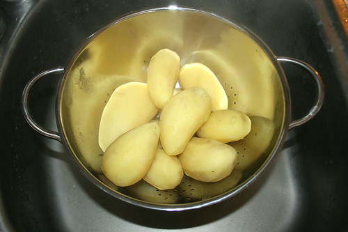 24 - Kartoffeln abkühlen lassen / Let potatoes cool down